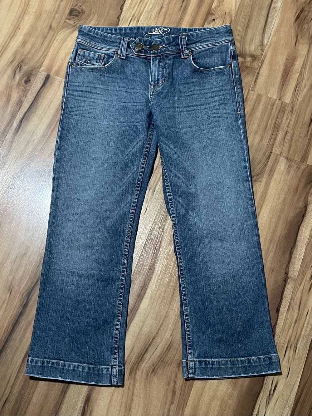 Y2K iLuv Mid Rise Cropped Capri Jeans Blue Size 5 Juniors Bratz Style
